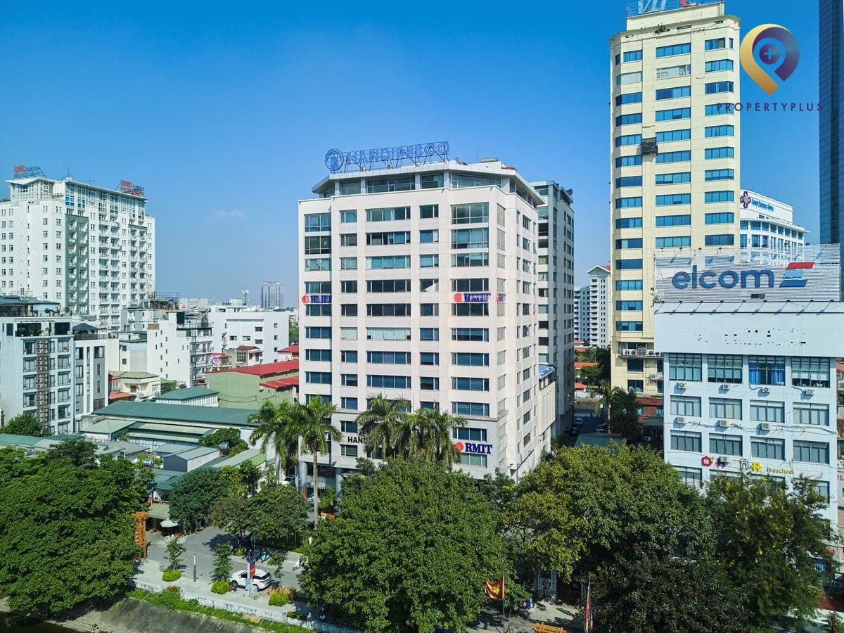 Toàn cảnh mặt ngoài tòa nhà Handiresco Tower tại quận Ba Đình, Hà Nội - hình ảnh từ Property Plus